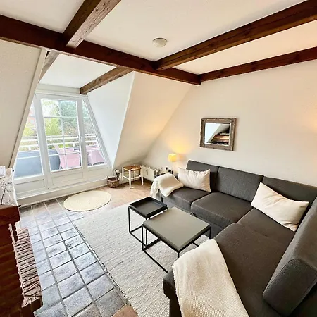 Kaeptn-teunis-app-d Apartment *